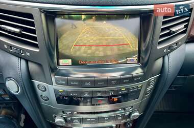 Внедорожник / Кроссовер Lexus LX 2011 в 