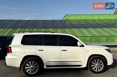 Внедорожник / Кроссовер Lexus LX 2010 в 
