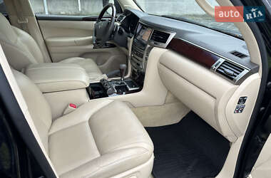 Позашляховик / Кросовер Lexus LX 2012 в 