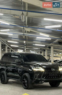 Внедорожник / Кроссовер Lexus LX 2015 в 