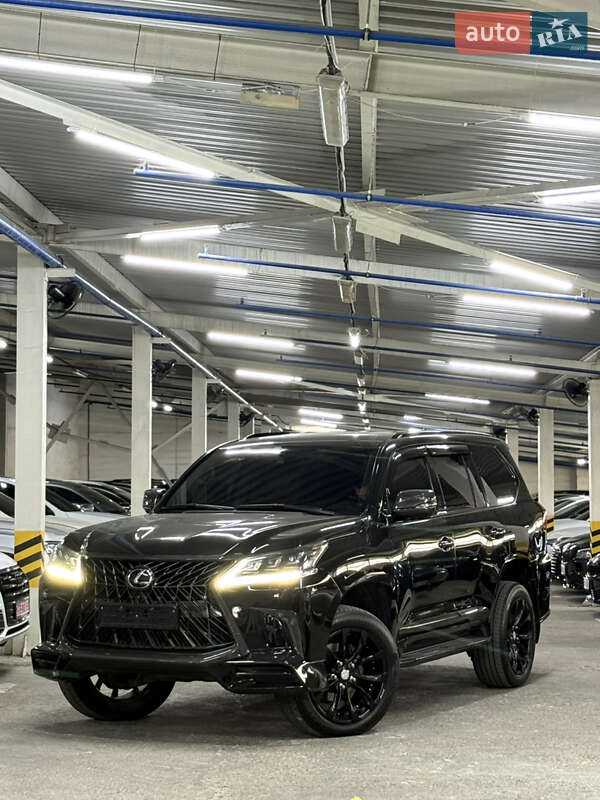 Позашляховик / Кросовер Lexus LX 2015 в Одесі