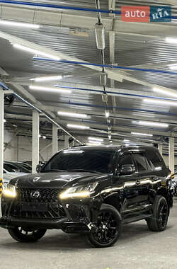 Внедорожник / Кроссовер Lexus LX 2015 в 