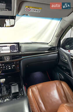 Внедорожник / Кроссовер Lexus LX 2015 в 