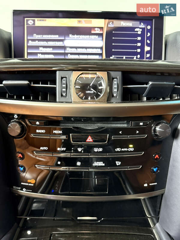 Позашляховик / Кросовер Lexus LX 2015 в Одесі