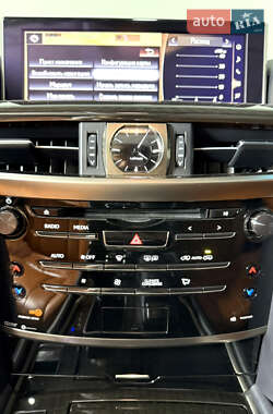 Внедорожник / Кроссовер Lexus LX 2015 в 