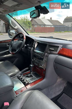 Позашляховик / Кросовер Lexus LX 2008 в 