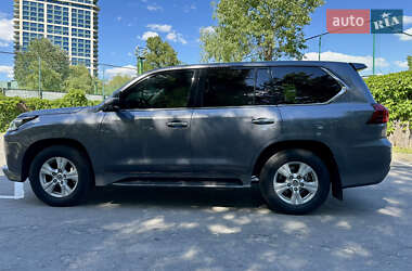 Внедорожник / Кроссовер Lexus LX 2017 в 