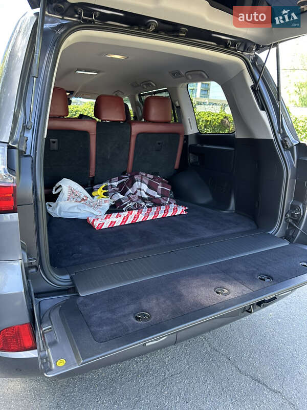 Внедорожник / Кроссовер Lexus LX 2017 в Днепре