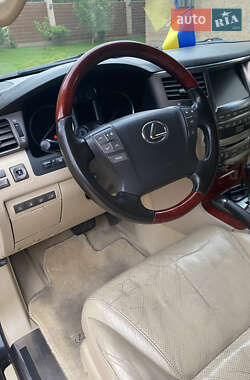 Внедорожник / Кроссовер Lexus LX 2008 в 