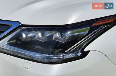 Внедорожник / Кроссовер Lexus LX 2019 в 