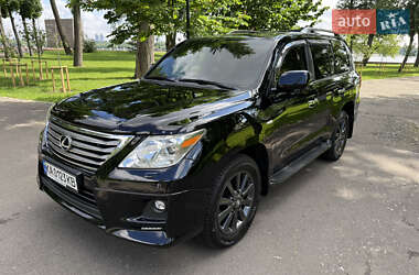 Внедорожник / Кроссовер Lexus LX 2008 в 