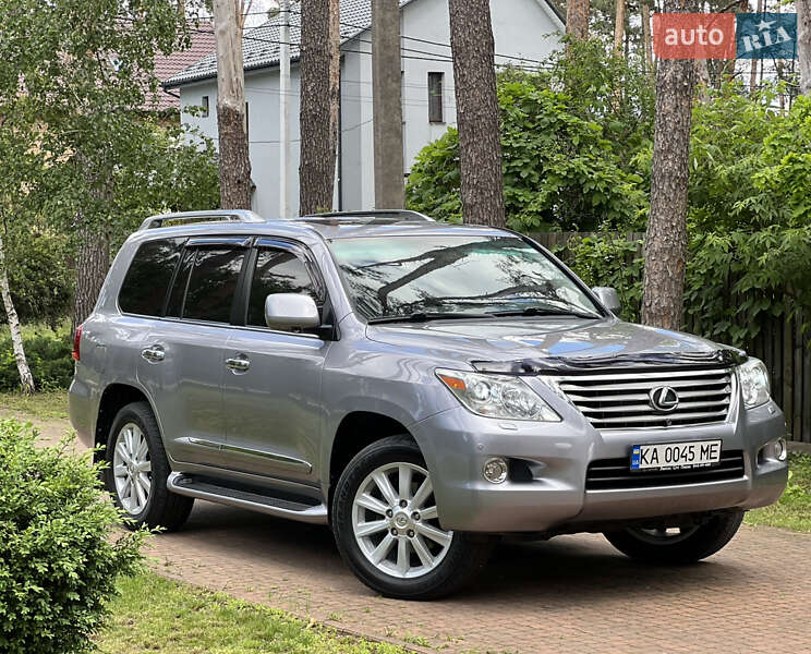 Lexus LX 2008