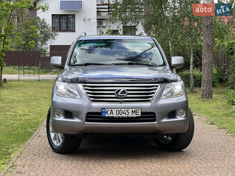 Позашляховик / Кросовер Lexus LX 2008 в Києві