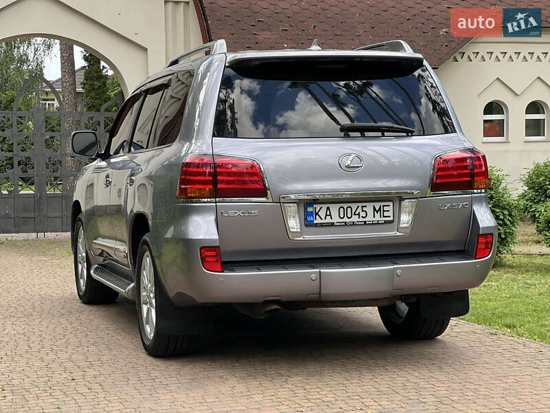 Позашляховик / Кросовер Lexus LX 2008 в Києві