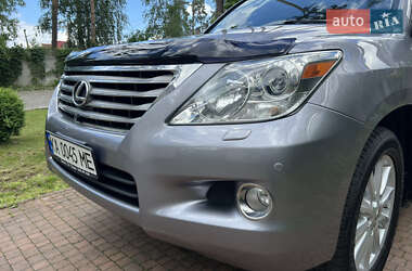 Внедорожник / Кроссовер Lexus LX 2008 в 