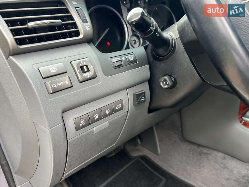 Позашляховик / Кросовер Lexus LX 2008 в Києві