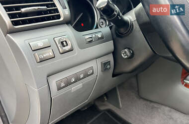Внедорожник / Кроссовер Lexus LX 2008 в 