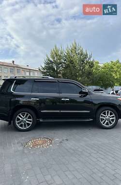 Позашляховик / Кросовер Lexus LX 2014 в 