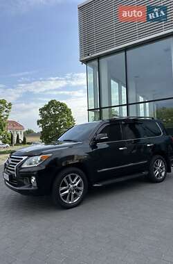 Позашляховик / Кросовер Lexus LX 2014 в 