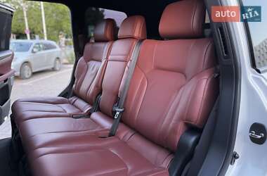Внедорожник / Кроссовер Lexus LX 2020 в 