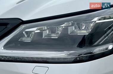 Внедорожник / Кроссовер Lexus LX 2017 в 