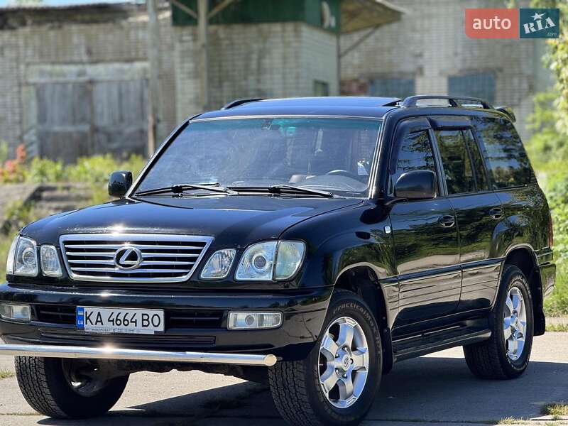 Позашляховик / Кросовер Lexus LX 2005 в Косові