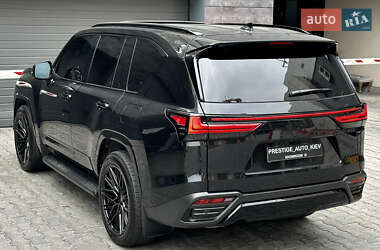 Внедорожник / Кроссовер Lexus LX 2022 в 