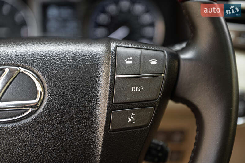 Внедорожник / Кроссовер Lexus LX 2010 в Одессе