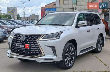 Внедорожник / Кроссовер Lexus LX 2021 в 