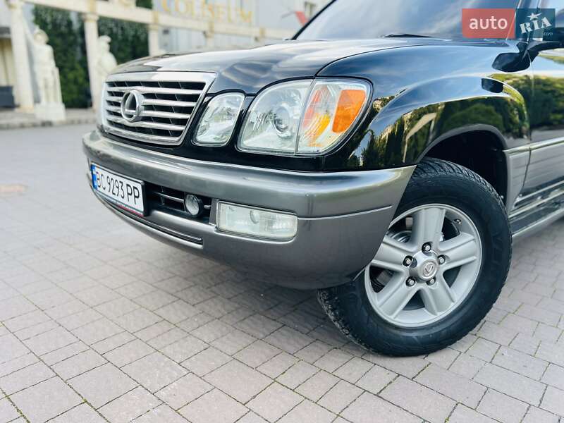 Позашляховик / Кросовер Lexus LX 2004 в Хмельницькому