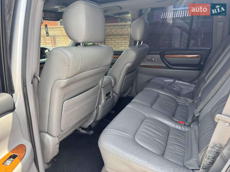 Внедорожник / Кроссовер Lexus LX 2006 в Тячеве