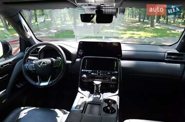 Позашляховик / Кросовер Lexus LX 2023 в 