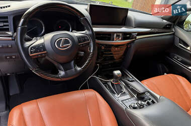 Внедорожник / Кроссовер Lexus LX 2019 в 