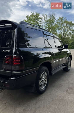 Внедорожник / Кроссовер Lexus LX 2005 в 