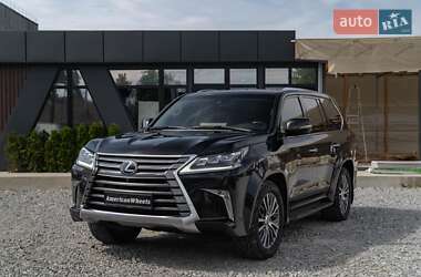 Позашляховик / Кросовер Lexus LX 2017 в Чернівцях