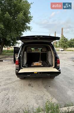 Позашляховик / Кросовер Lexus LX 2004 в 