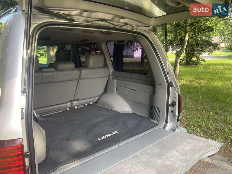 Внедорожник / Кроссовер Lexus LX 2003 в Христиновке