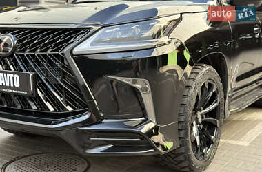 Внедорожник / Кроссовер Lexus LX 2008 в 