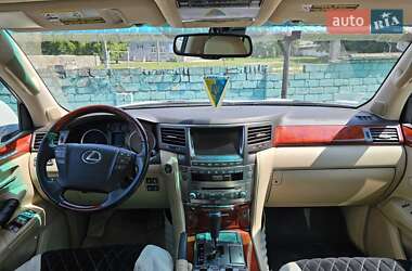 Внедорожник / Кроссовер Lexus LX 2008 в 