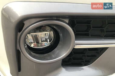 Позашляховик / Кросовер Lexus LX 2011 в 