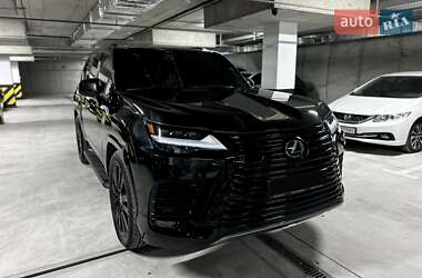 Внедорожник / Кроссовер Lexus LX 2023 в 