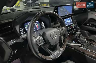 Внедорожник / Кроссовер Lexus LX 2023 в 