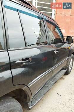 Позашляховик / Кросовер Lexus LX 2006 в 