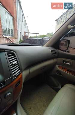 Позашляховик / Кросовер Lexus LX 2006 в 