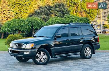 Внедорожник / Кроссовер Lexus LX 2006 в 