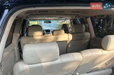 Внедорожник / Кроссовер Lexus LX 2006 в 