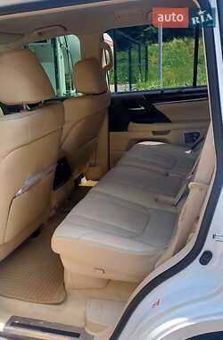 Внедорожник / Кроссовер Lexus LX 2017 в 