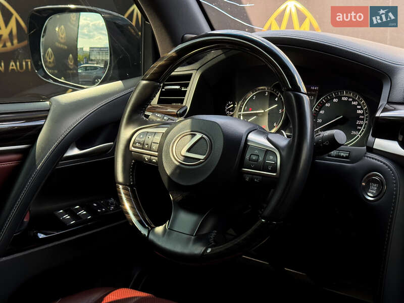 Внедорожник / Кроссовер Lexus LX 2019 в Киеве