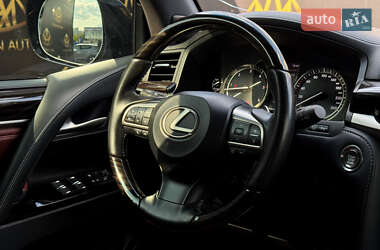 Внедорожник / Кроссовер Lexus LX 2019 в 