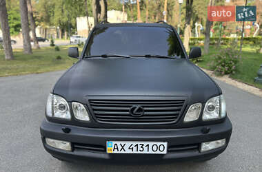 Внедорожник / Кроссовер Lexus LX 2000 в 
